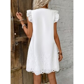 Vestido elegante de decote em V branco com detalhes em renda floral - Sem mangas, corte A, comprimento médio para mulheres, ocasiões casuais a semi-formais, uso em todas as estações