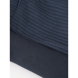 Moletom com Capuz Feminino de Zíper - Jaqueta Casual Oversize de Manga Longa com Cordão e Bolsos, Estampa Listrada, Tecido Médio-Elastico, Lavável à Máquina em Azul Marinho, Blusão de Outono