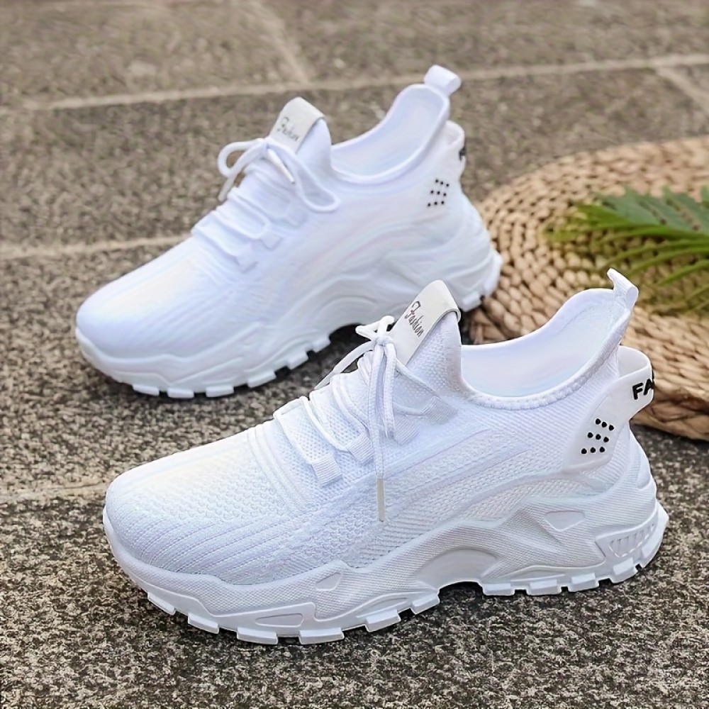 Novos sapatos desportivos femininos respiráveis - Sapatos de corrida leves e de corte baixo, confortáveis para todas as estações, com sola macia casual desportiva, design em malha branca com sola de borracha, fecho de atacadores, adequados para uso diário