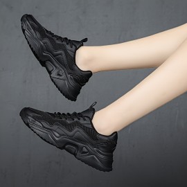 Sapatos de pai para mulher, estilo novo de verão 2024. Sola espessa, combinam com tudo, vazados, estilo fino, respiráveis e de malha esportiva para mulher, que podem fazer os pés parecerem menores.
