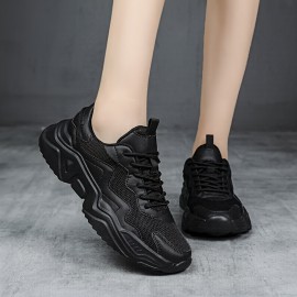 Sapatos de pai para mulher, estilo novo de verão 2024. Sola espessa, combinam com tudo, vazados, estilo fino, respiráveis e de malha esportiva para mulher, que podem fazer os pés parecerem menores.