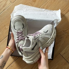 Sapatos de pai para mulheres - Parte superior em tecido respirável, sola macia e acolchoada, ténis leves de cano baixo para conforto em todas as estações, uso casual e ao ar livre, design branco e roxo, ténis femininos