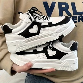 Tenis Casual Feminino 2024 - Cano Médio, Sola de EVA e Borracha Antiderrapante, Fechamento com Cadarço, Branco com Detalhes em Preto para Uso Diário, Ideal para Todas as Estações
