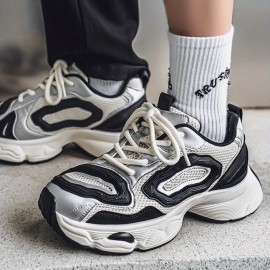 Tenis Masculinos Retro Respiráveis de Malha - Sapatilhas Leves Antiderrapantes com Almofada EVA e Aumento de Altura, Cores Bege/Preto para Uso Casual e Esportivo, Design Vintage, Solado de Borracha Durável