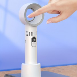 Este ventilador portátil USB é elegante, compacto e fresco, com um design sem lâminas para uma utilização fácil de mão ou em pé. Associado a um mini secador de cabelo, é adequado para casa, escritório, quarto e acampamentos ao ar livre/festivais de música