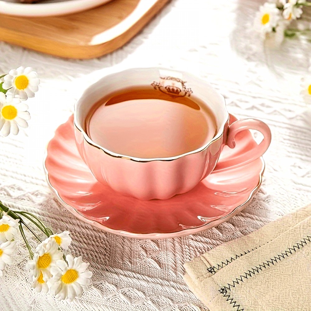 Xícaras de Chá e Pires Amazingware Royal, com Acabamento Dourado e Caixa de Presente, Xícaras de Café Britânicas, Conjunto de Xícaras de Chá, Conjunto de Chá de Porcelana, Xícaras de Cappuccino, Xícaras de Latte, Conjunto de 6 (8 Oz) - Branco