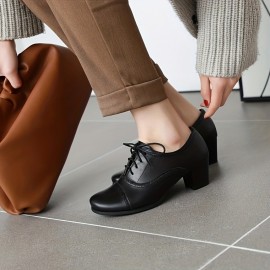 Sapatos de salto médio com bloco de dedo redondo, estilo vintage, com atacadores grossos, para mulheres, ideais para festas e vestidos.