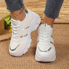 Tenis Femininos de Aumento de Altura - Branco com Detalhes Dourados, Plataforma Amortecida e Solado em PVC para Uso Diário e Eventos Formais - Confortáveis para Todas as Estações, Estilo Esportivo Chic, Calçado Sintético