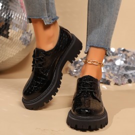 Sapatos Oxford elegantes para mulheres em preto - Parte superior de crocodilo sintético, sola de borracha antiderrapante, forro de tecido confortável, bico redondo, calçado versátil para todas as estações, sapato de senhora de alta qualidade