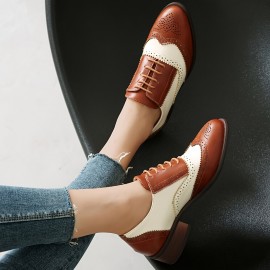 Mulheres - Sapatilhas Oxford Vintage com Cadarço e Detalhes de Brogue, Bico Fino em PU, Sol Confortável para Uso Casual ou Formal, Pretas e Brancas, Calçados Duráveis e Respiráveis, Sapatos Versáteis, Design Clássico, Ideal para Compradores Fashion