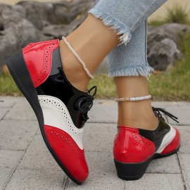 Botas Casuais Femininas Oxford - Vermelho e Preto com Detalhes Perfurados Brancos, Cabedal Sintético e Solado TPR, Amarrar Estilo Clássico para Uso Versátil em Todas as Estações, Solado Durável, Confortáveis para Caminhada, Calçado Moderno, Construção Lev