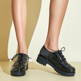 Sapatos Oxford Femininos Inspirados em Vintage com Cadarço e Salto Grosso - Respiráveis, Bombas Brogue para Negócios e Uso Casual