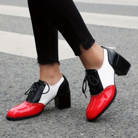Botas de Salto Bloco Colorblock Femininas com Detalhes Entalhados, Cadarço e Bico Redondo - Sapatos Vintage Confortáveis para Vestir