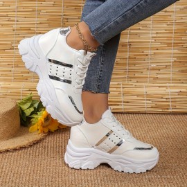Tenis Casual Feminino com Aumento de Altura - Detalhes em Branco e Dourado, Cabedal Sintético, Solado PVC Amortecido, Confortável para Todas as Estações, Calçados Leves para Caminhadas e Trabalhos, Sapatos Elegantes, Duráveis e de Alta Qualidade, Ideal pa
