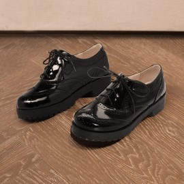 Botas Oxford de Salto Grosso com Cadarço e Bico Redondo - Preto e Branco Contrastante, Sola Sintética e de Borracha, Sapatos Casuais Confortáveis para Escritório, Casamentos, Uso Diário, Calçado Versátil, Brogue Clássico, Solas Resistentes, Profissionais 