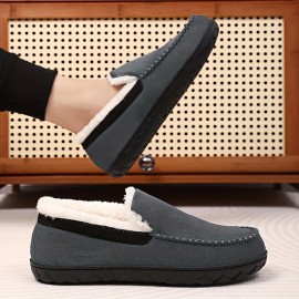 Design de deslizamento com um colar de pelúcia super macio, trazendo pequenos prazeres confortáveis para a casa.