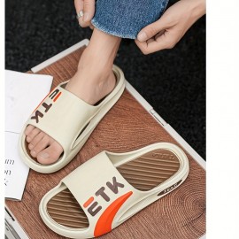 Novos Chinelos Masculinos de Alta Qualidade Antiderrapantes em PVC com Estampa de Letras Ousadas, Branco Marfim para Uso Interno/Externo - Presente Confortável para Marido ou Namorado, Calçado Esportivo Slip-on | Forro Aconchegante