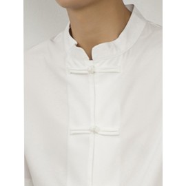 Camisa de manga curta de cor sólida com botão de placa de gola levantada fina e solta de estilo chinês para meninos e adolescentes no verão.