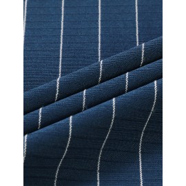 Camisa Casual Masculina de Manga Curta para o Verão - Tecido Respirável com Listras Azuis, Abotoamento Simples e Bolso no Peito, Conforto Leve para Negócios e Fim de Semana, Material Suave e Amigo da Piel