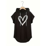Moletom Casual Preto Feminino com Capuz e Estampa de Coração Branco - Mangas Morcego, Cordão Ajustável no Capuz, Top Leve e Elástico para o Verão, Lavável à Máquina