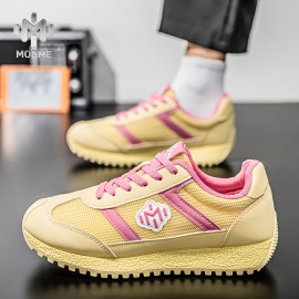 O novo estilo de verão das sapatas casuais femininas destaca uma parte superior em tecido e sola em PVC que é antiderrapante e resistente ao desgaste. São leves, respiráveis, fashionáveis e casuais, com cores vibrantes. Vamos usá-las juntas no verão.