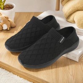 Sapatos de tecido trançado sem estampa, confortáveis e casuais para homens, leves e respiráveis, ideais para todas as estações