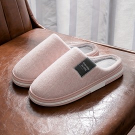 Chinelos confortáveis, macios e quentes para homem para casa e escritório, com design minimalista e elegante, costura inglesa e bloco de cores, modelo IT-181.