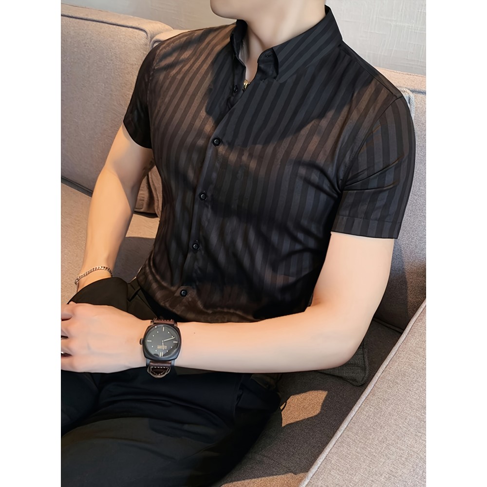Camisa Casual Masculina de Verão Listrada - Manga Curta Leve com Botões, Listras Vermelhas e Brancas, Corte Regular, 95% Poliéster 5% Elastano, Tecido Respirável 119gsm, Lavável à Máquina para Escritório e Uso Semi-Formal, Gola Clássica, Conforto Elástico
